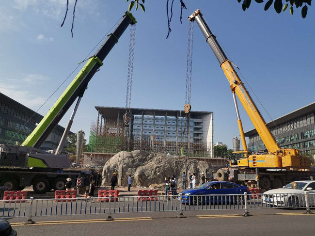 江宁风景石吊装搬运