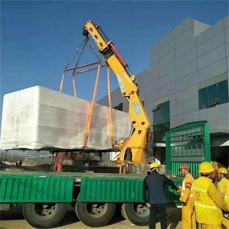 江宁随车吊是否可以进行长途运输